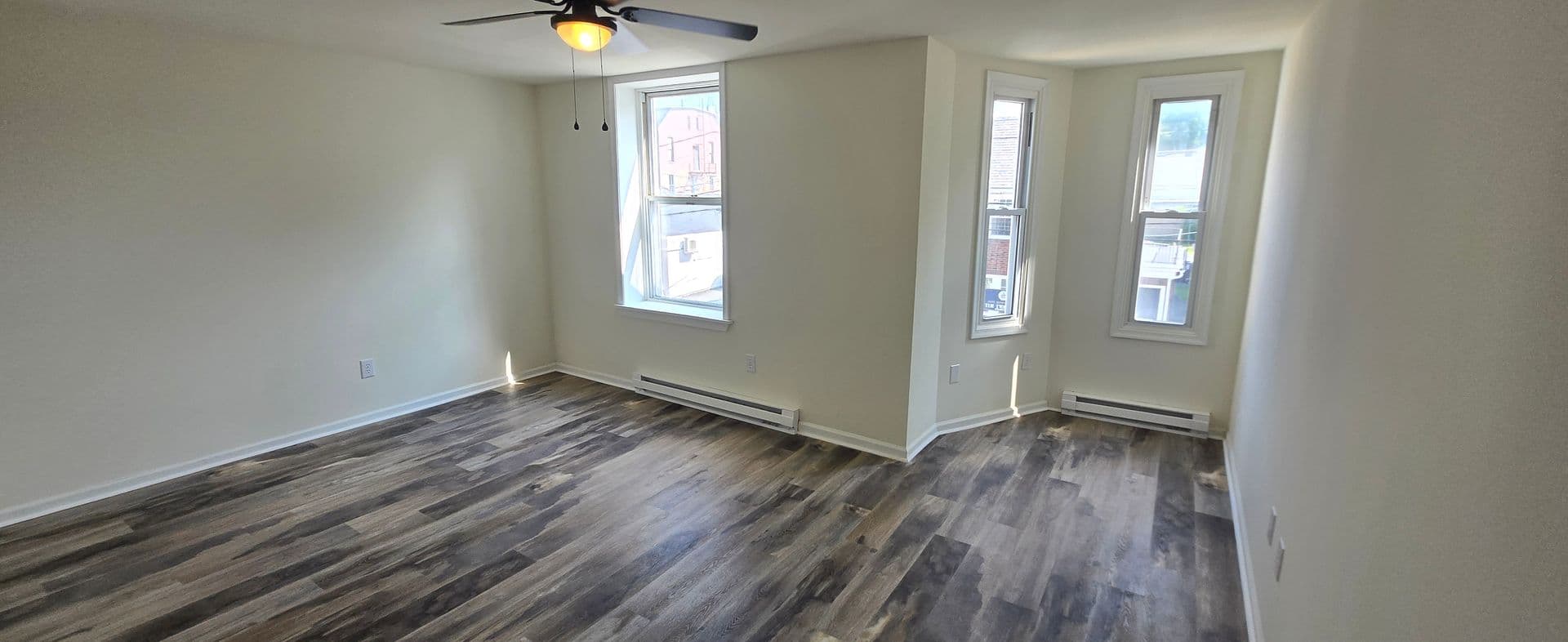 Schuylkill Haven Apartment: 20-22 Saint John Street