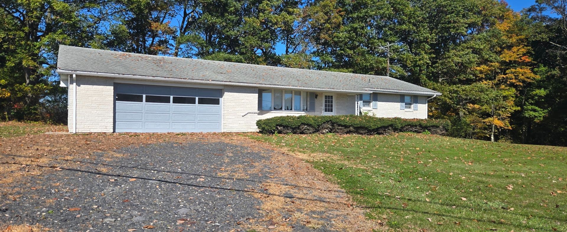 Schuylkill Haven House: 415 Schuylkill Mountain Road