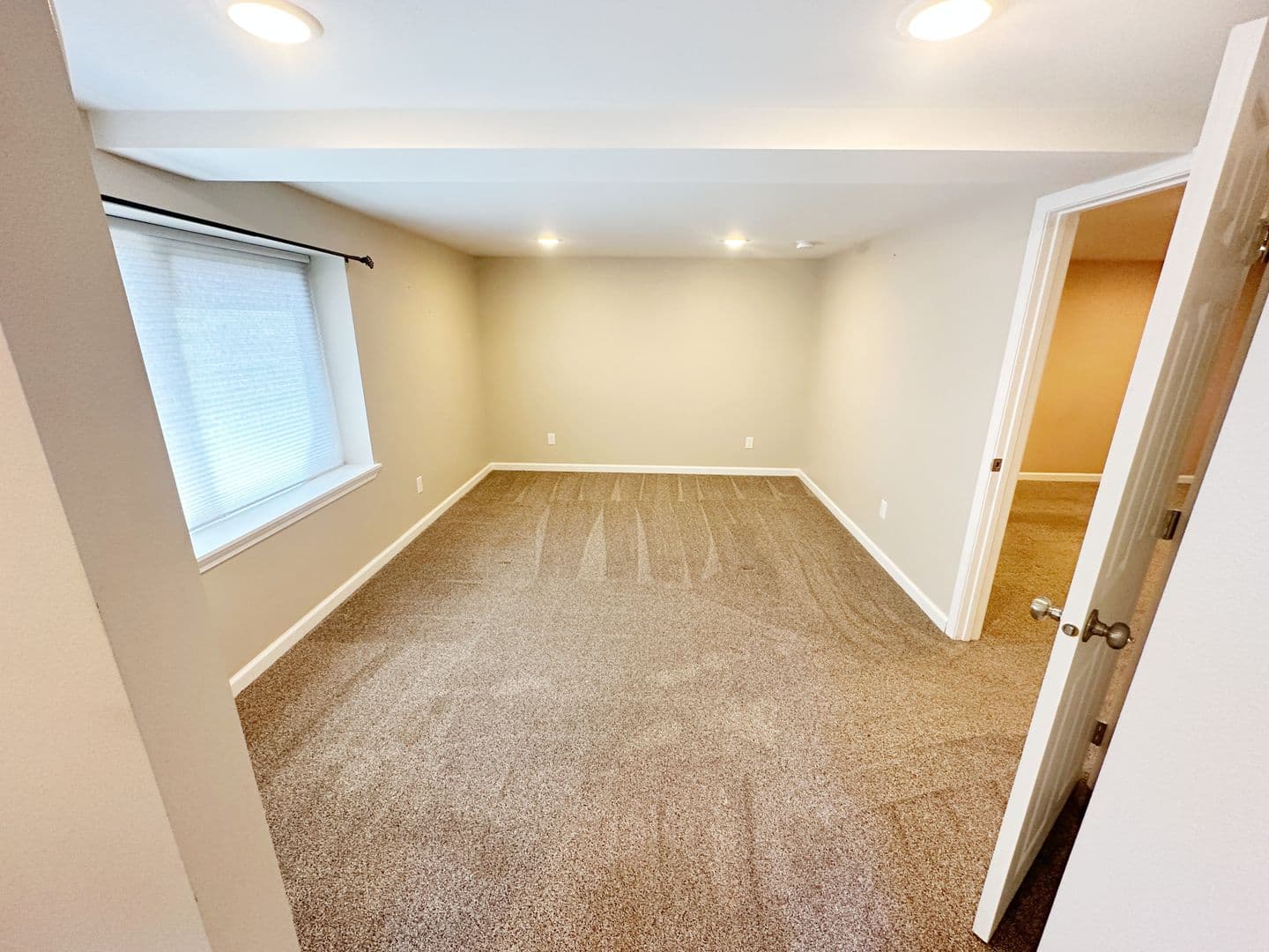 Portland Apartment: 2327 North Buffalo Street