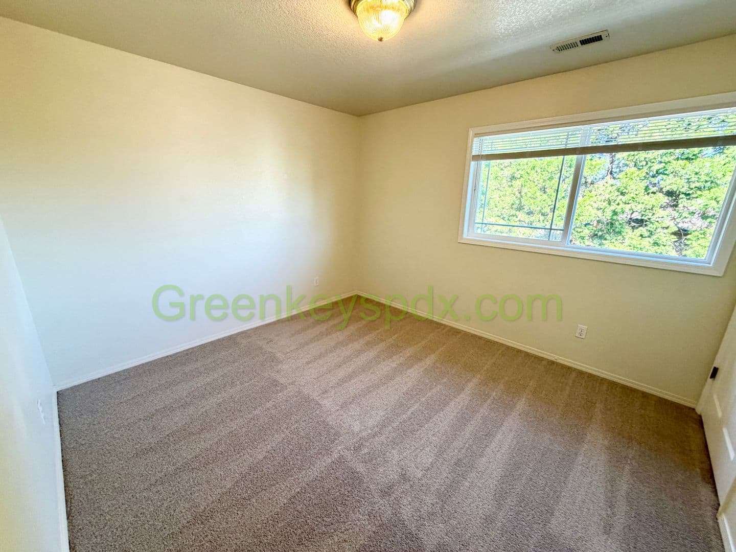 Troutdale House: 1032 Southwest Halsey Street