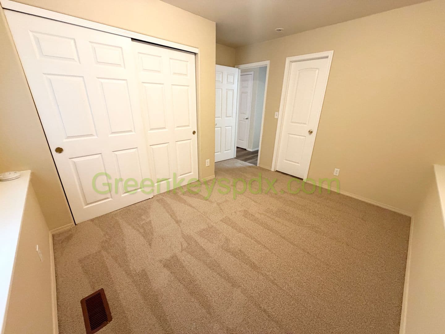 Troutdale House: 1032 Southwest Halsey Street