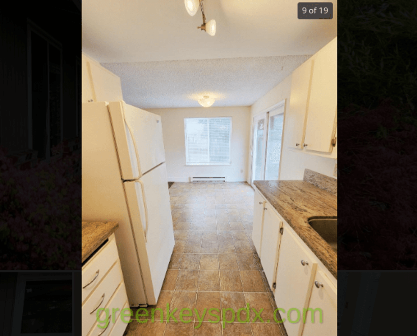 Portland Townhome: 5017 Southeast Clay Street