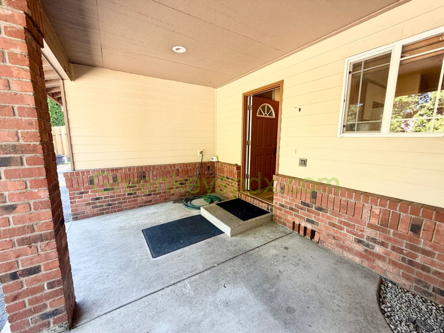 Troutdale House: 1032 Southwest Halsey Street