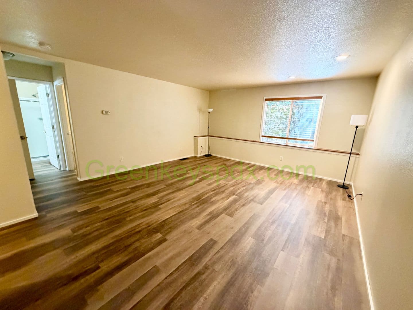 Troutdale House: 1032 Southwest Halsey Street