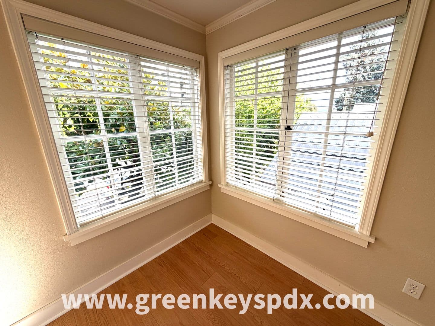 Portland Apartment: 1136 Southwest Gibbs Street