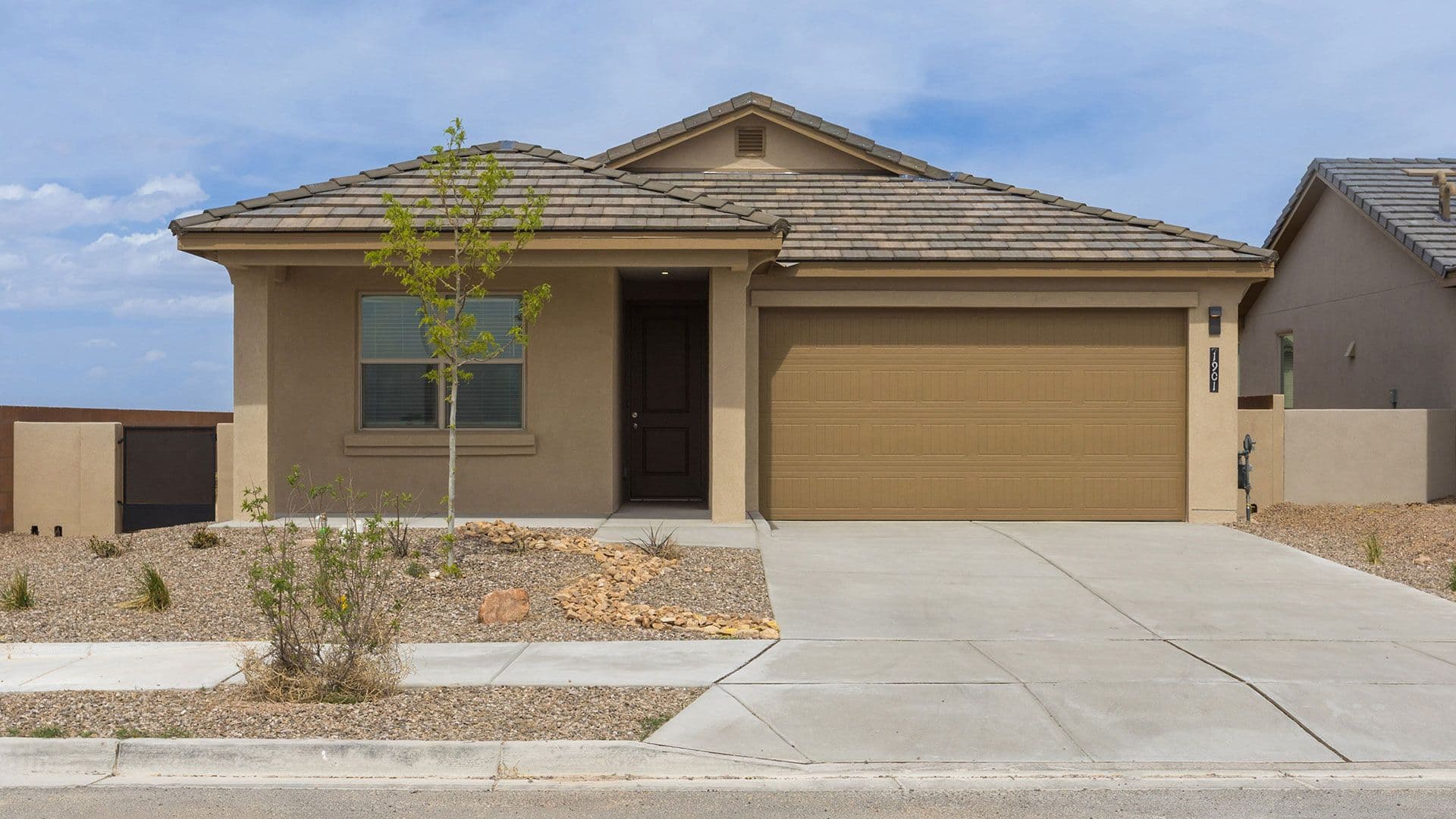 Albuquerque House: 1901 Pena Ave SE