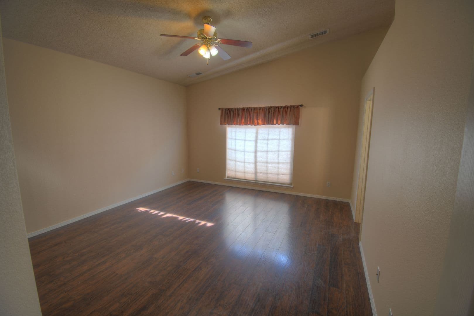 Albuquerque House: 908 Tumulus Drive NW
