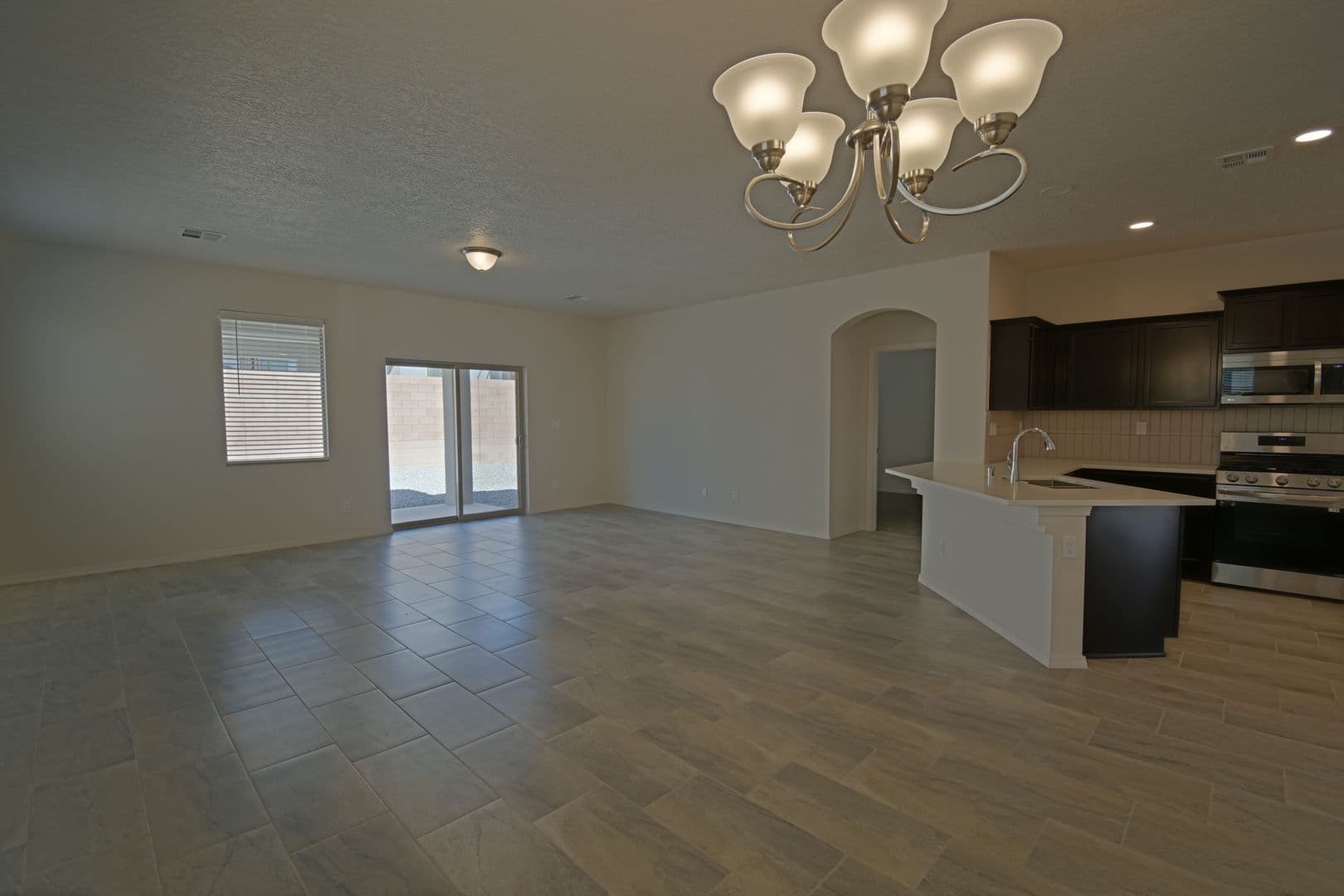 Rio Rancho House: 2590 Camino Plata Loop