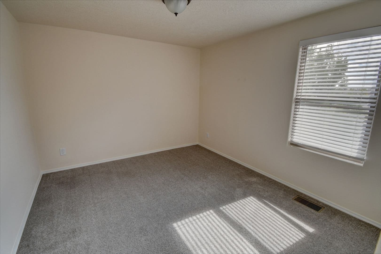 Rio Rancho House: 4461 Golden Eagle