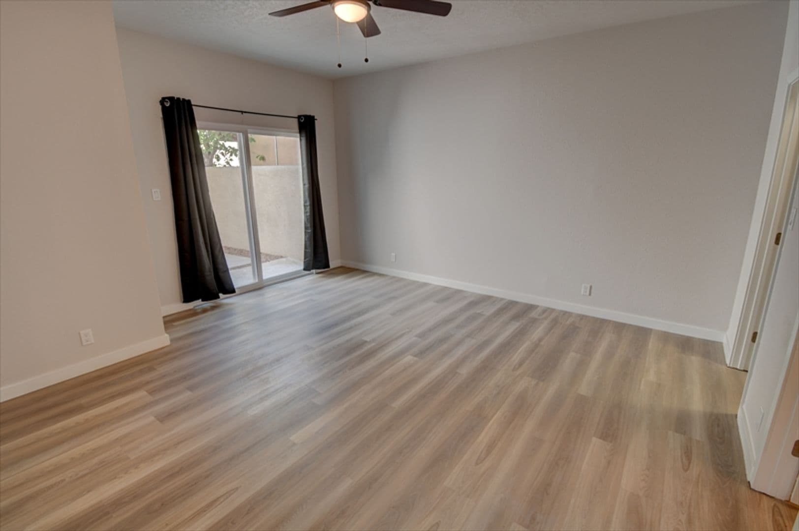 Albuquerque House: 510 Phoenix Ave NW