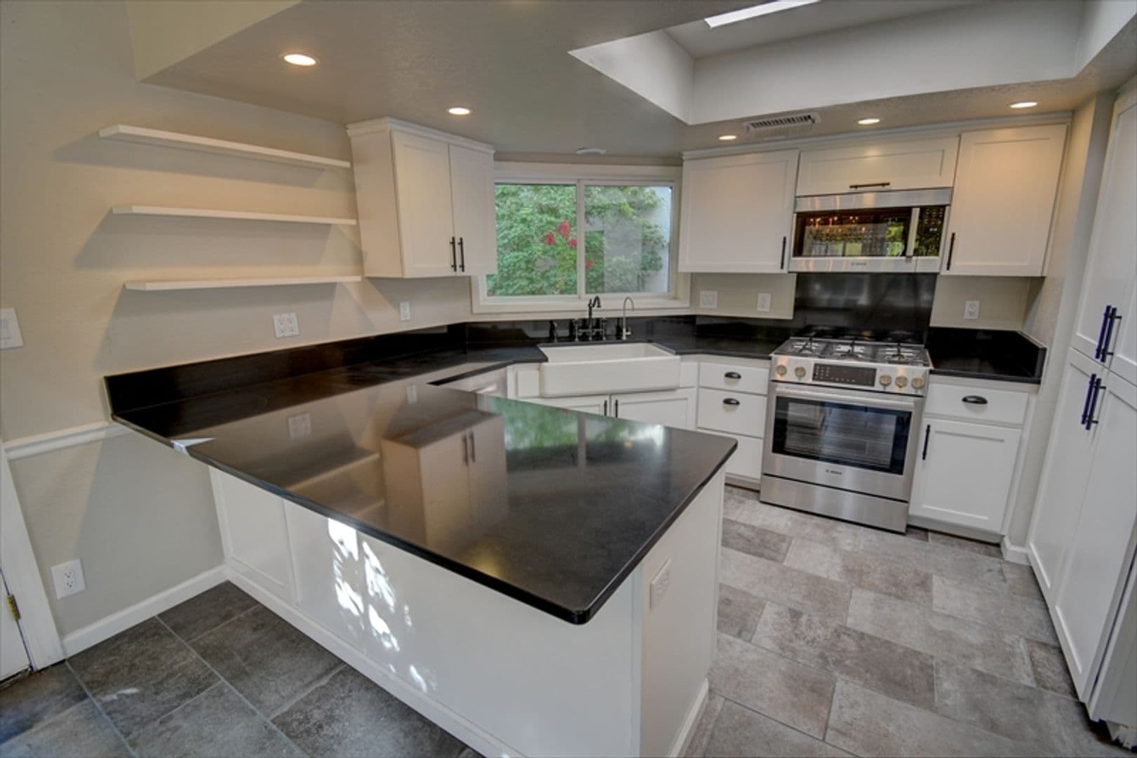 Albuquerque House: 9651 Village Green Drive NE