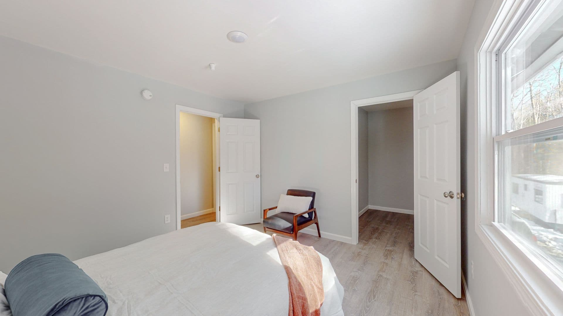 Springvale Apartment: 73 Barth Way