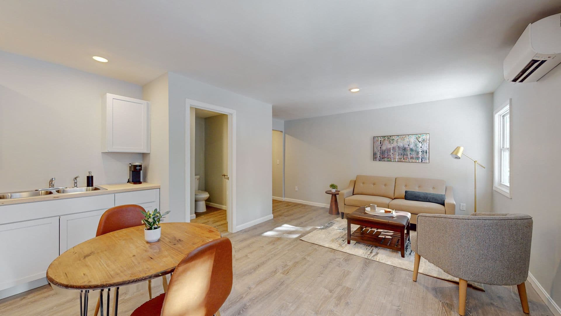 Springvale Apartment: 73 Barth Way
