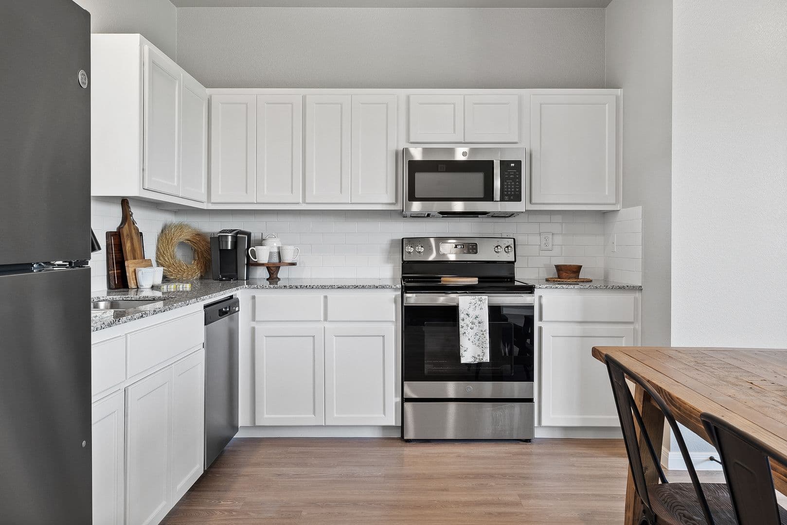 Temple House: 805 Meiomi Dr