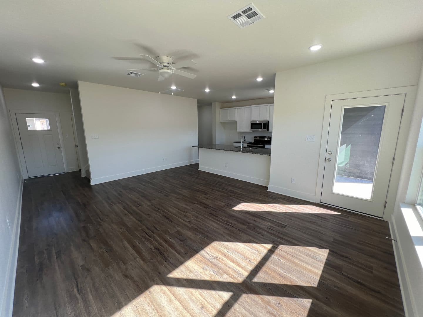 Belton Townhome: 1818 Royal Ridge - 1818