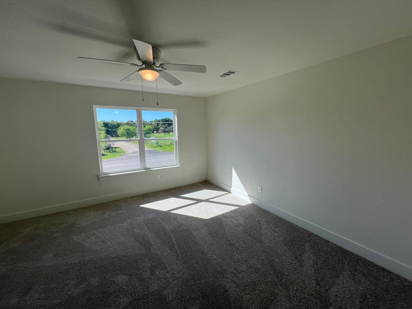 Belton Townhome: 1818 Royal Ridge - 1818
