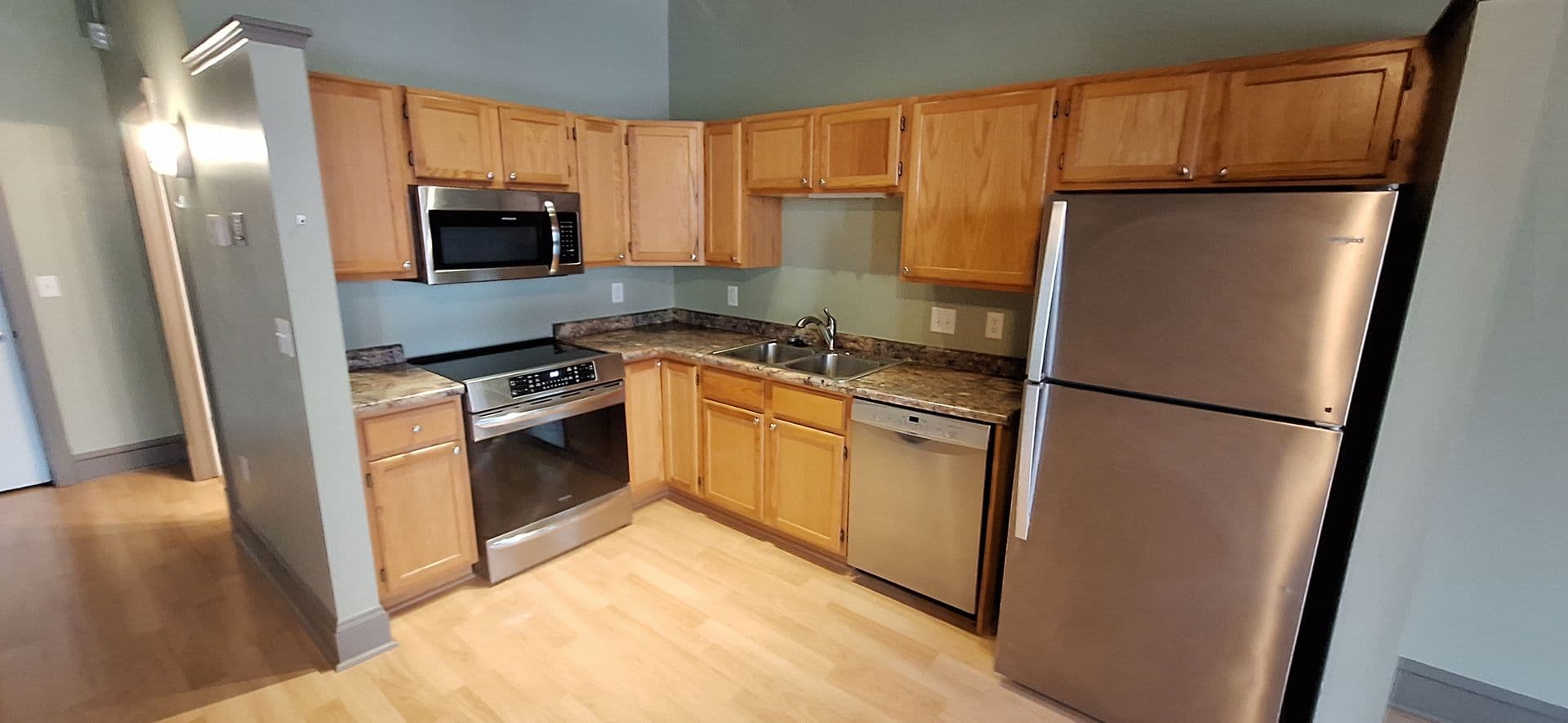 Minneapolis Apartment: 1025 Washington Ave S