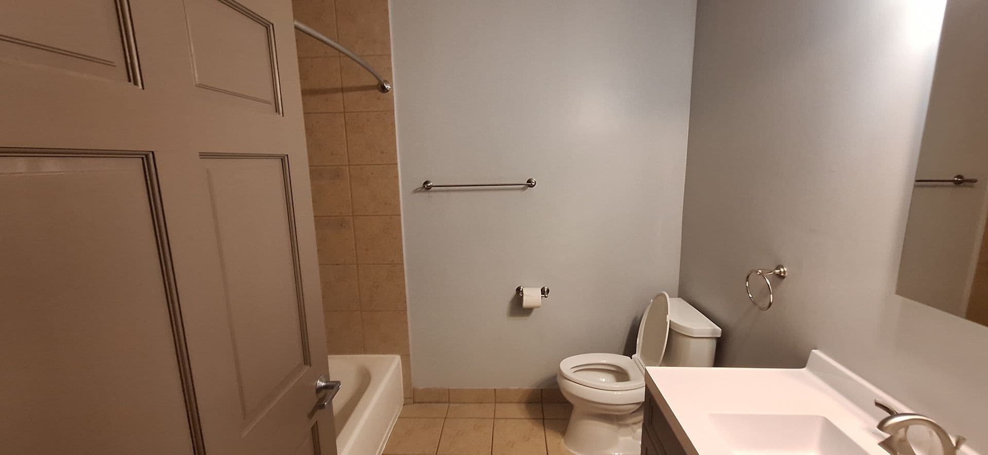 Minneapolis Apartment: 1025 Washington Ave S