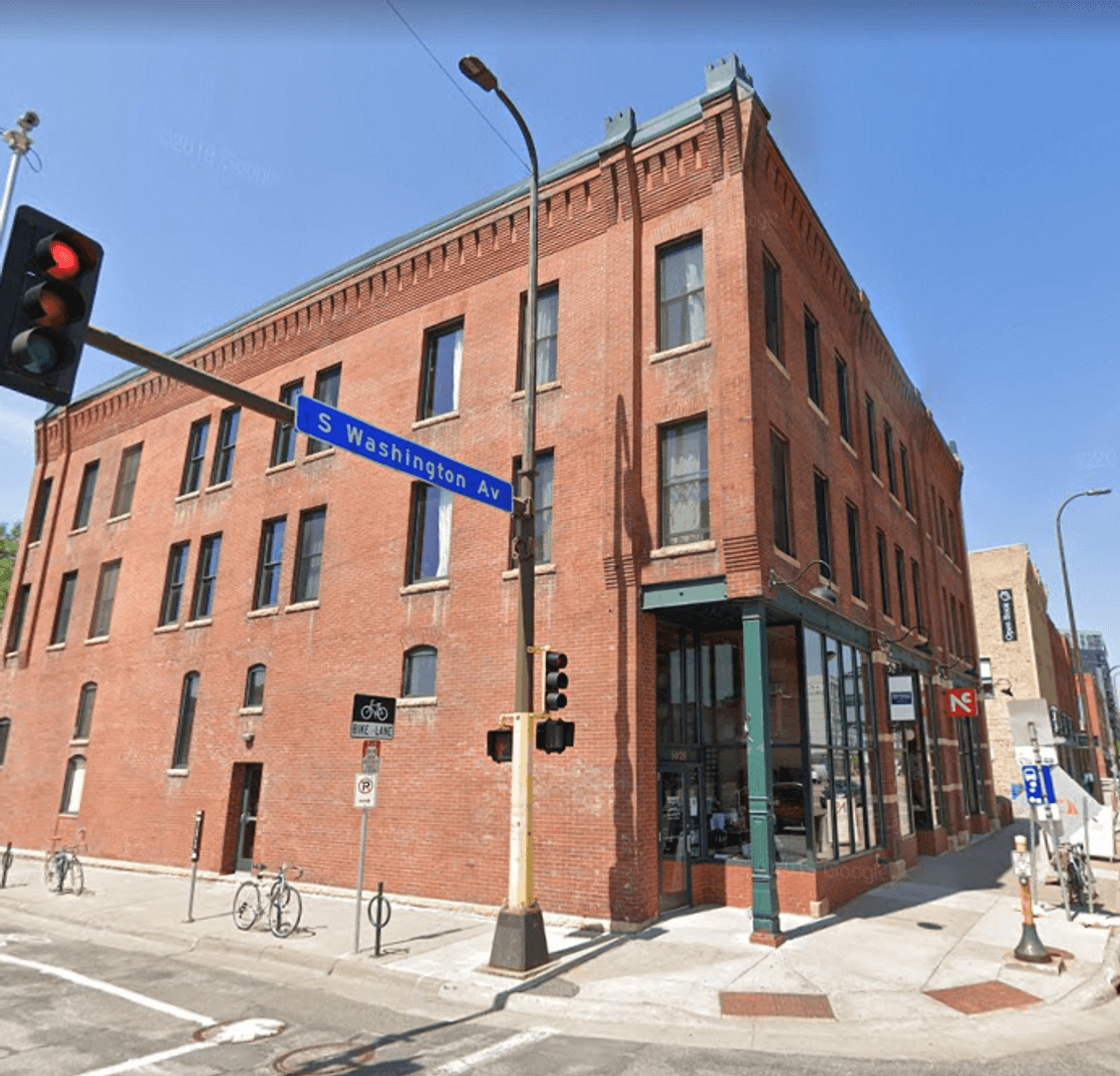 Minneapolis Apartment: 1025 Washington Ave S