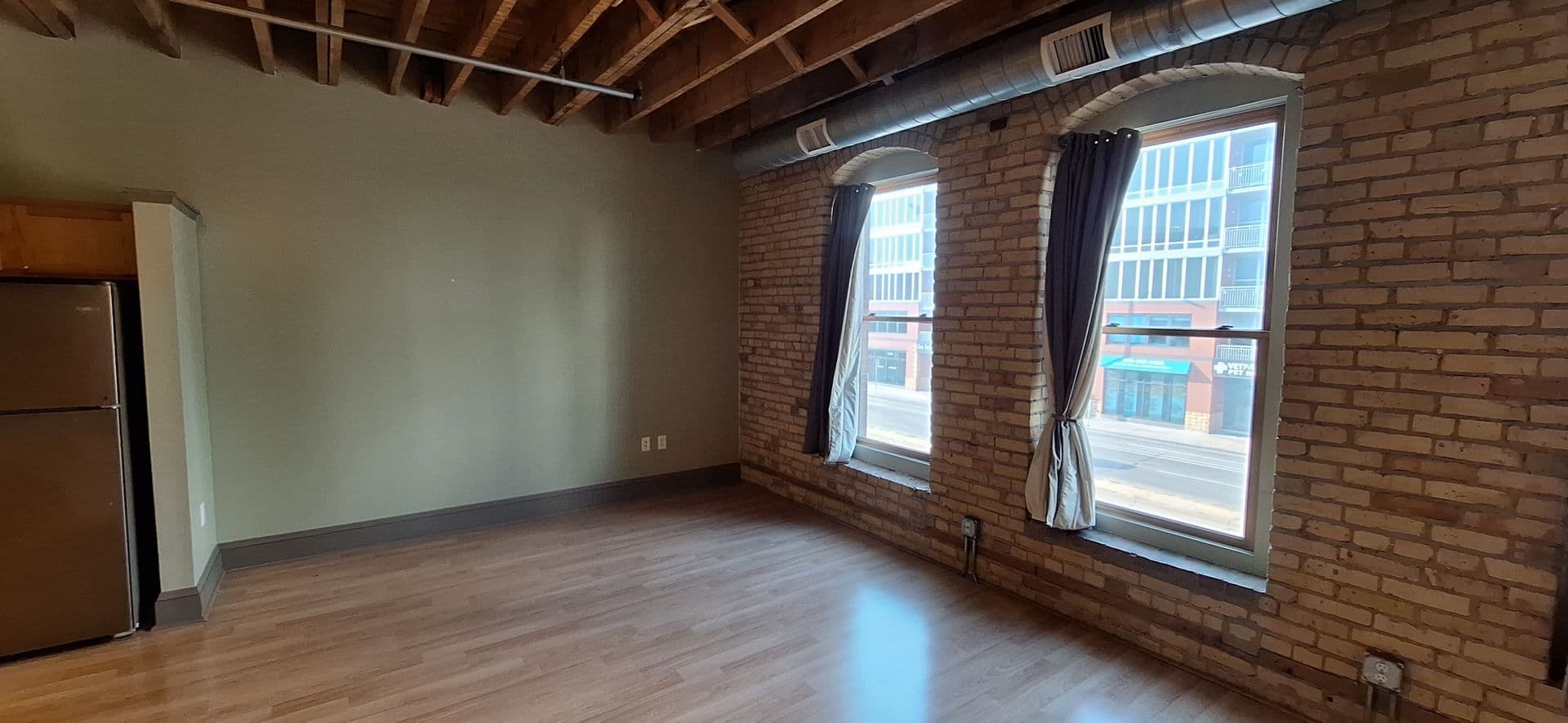Minneapolis Apartment: 1025 Washington Ave S