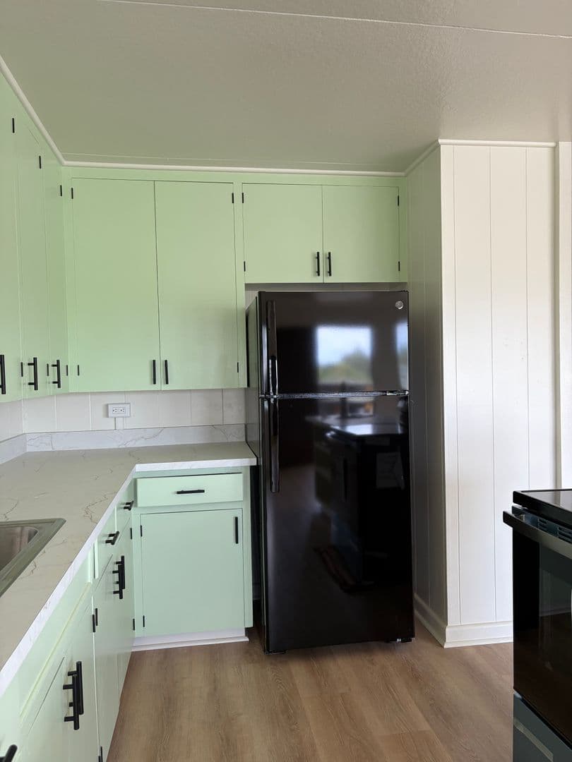 Hilo House: 246 Mohouli St.