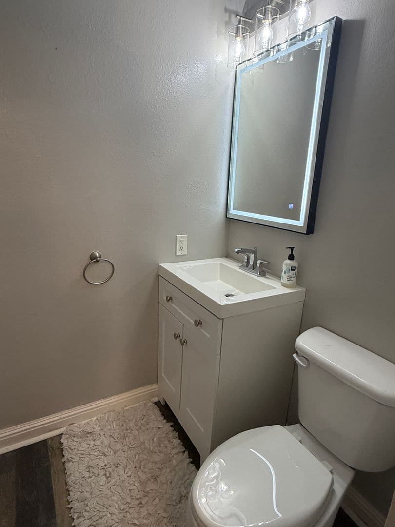 Hilo Townhome: 188 Hale Street #1B