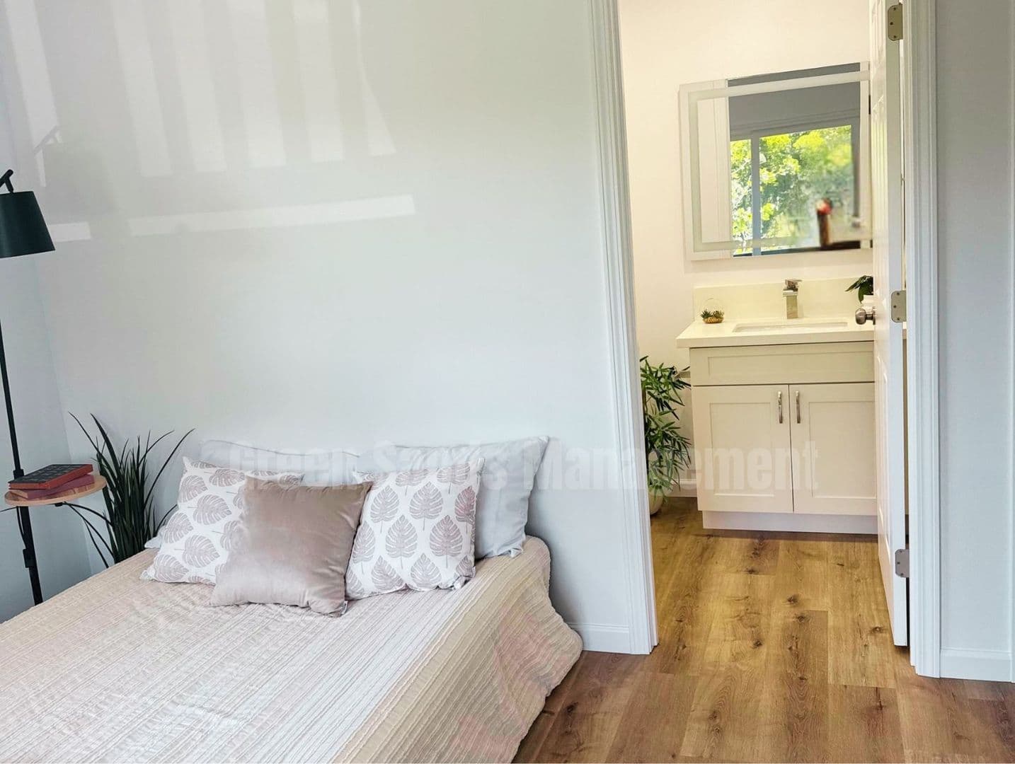 Keaau House: 15-1521 11th Avenue