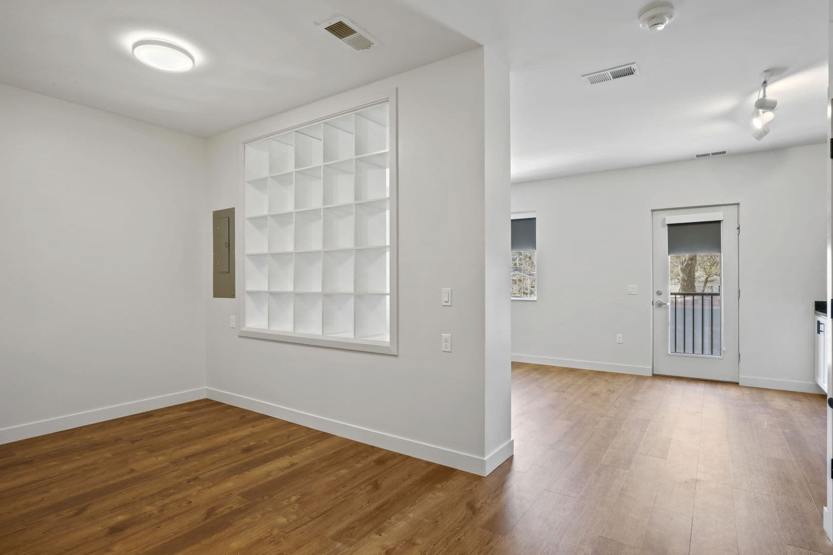 Omaha Apartment: 3306 Jones St