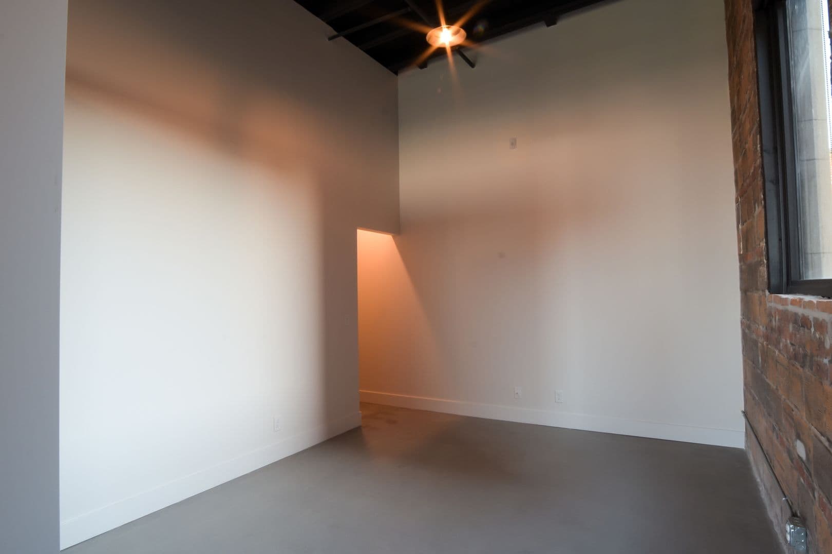 Omaha Apartment: 1311 S 9th St