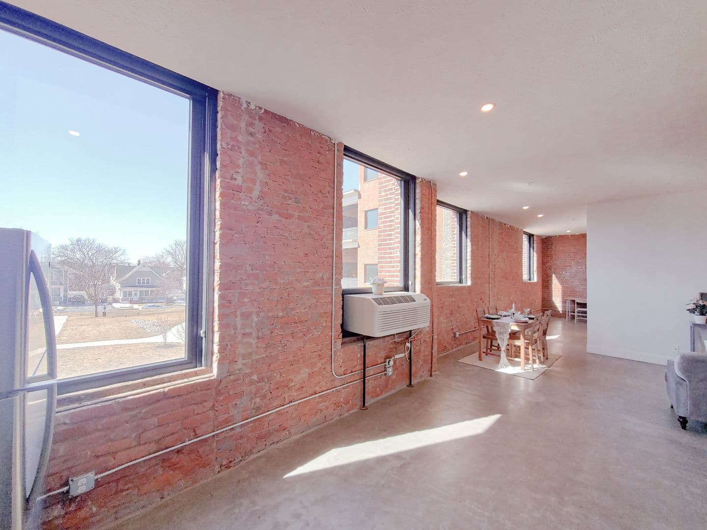 Omaha Apartment: 1311 S 9th St