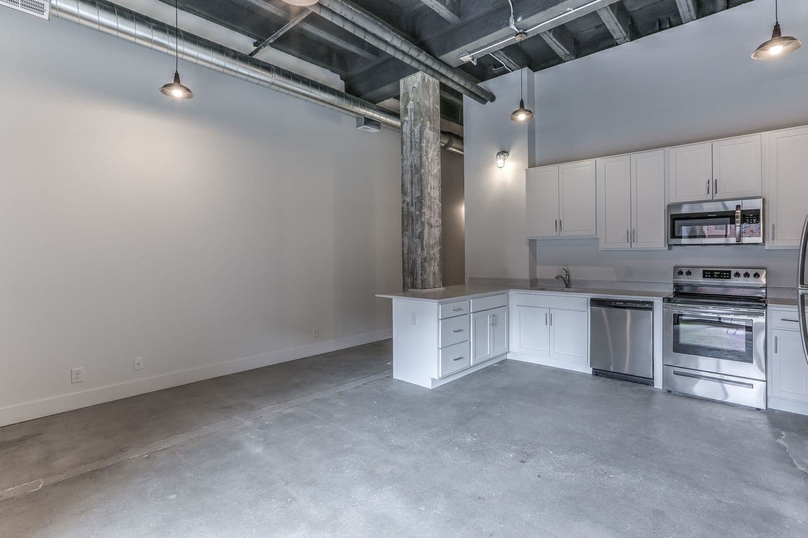 Omaha Apartment: 1311 S 9th St