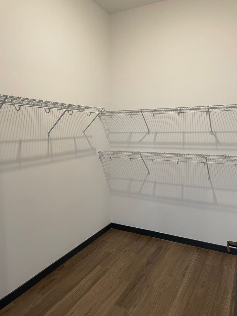 Omaha Apartment: 4400 S Douglas Street