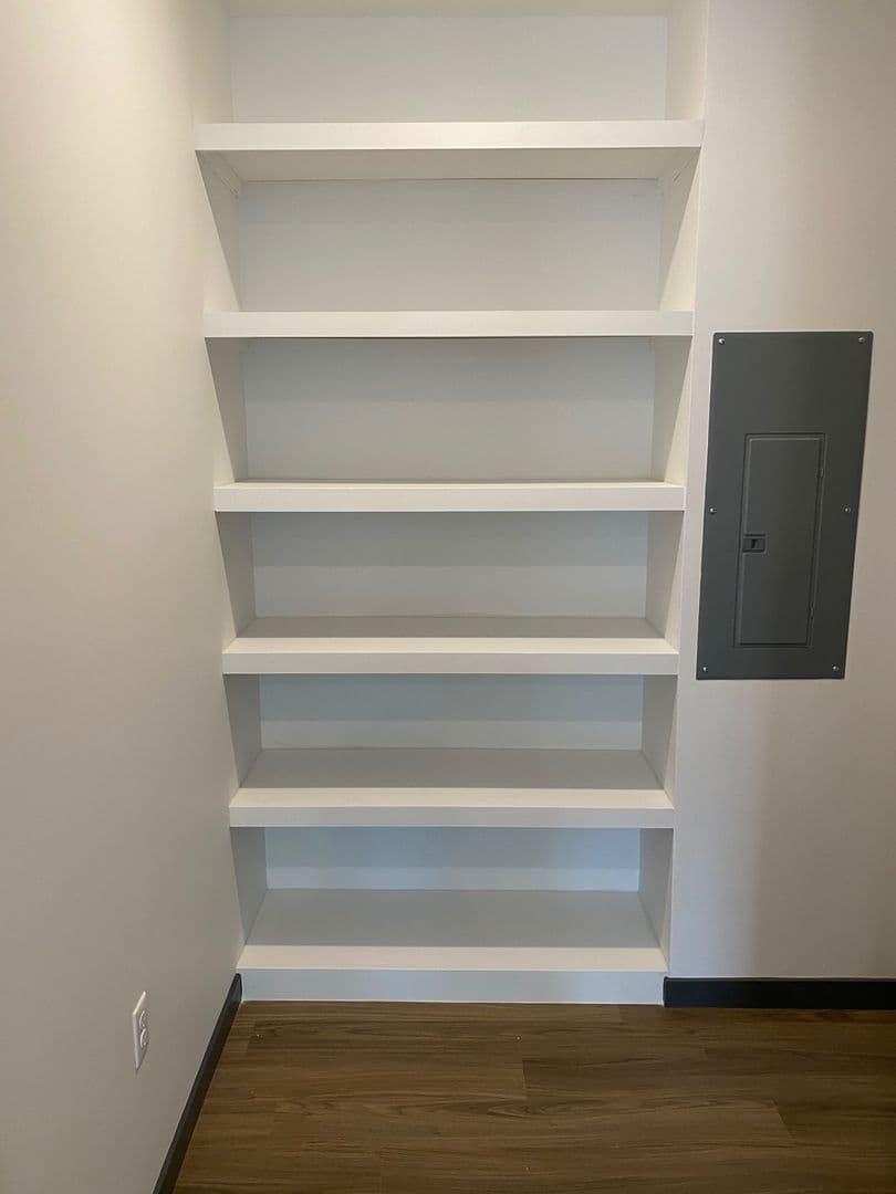 Omaha Apartment: 4400 S Douglas Street