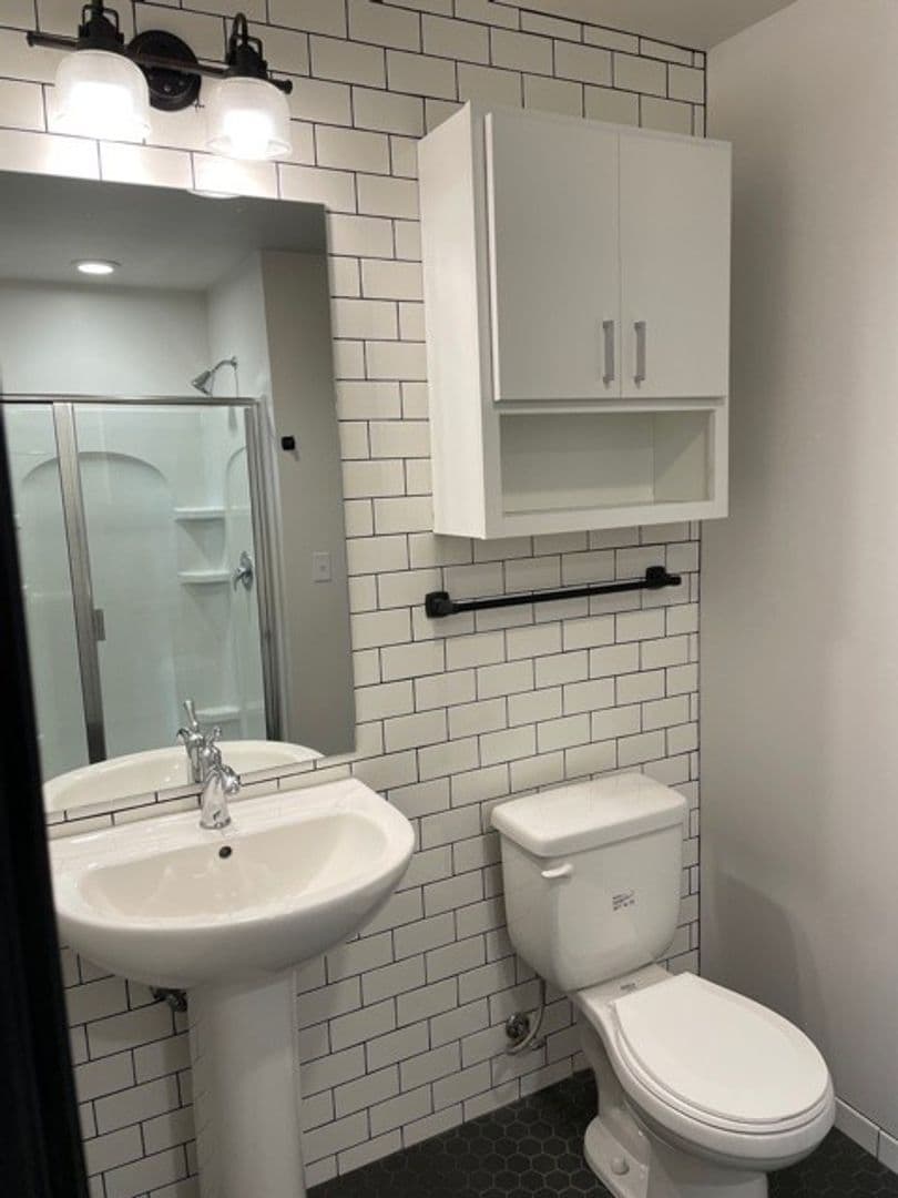 Omaha Apartment: 3804 Farnam St