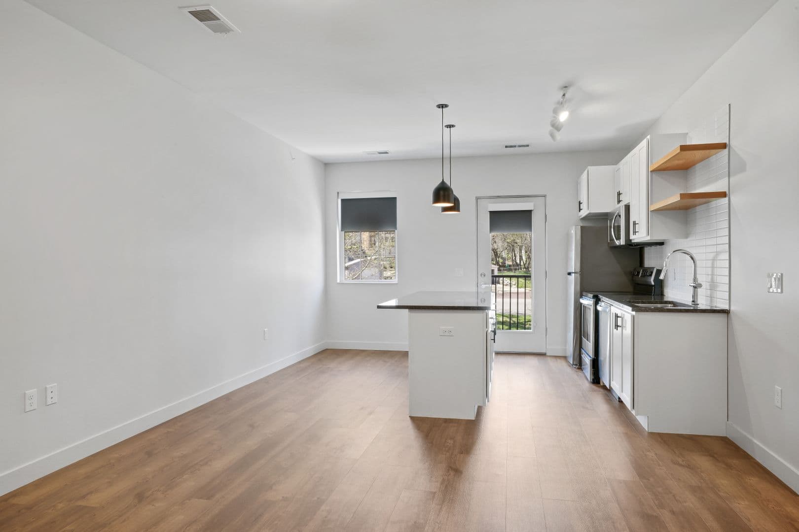 Omaha Apartment: 3306 Jones St