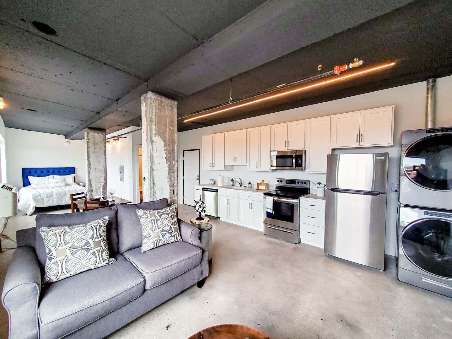 Omaha Apartment: 1311 S 9th St