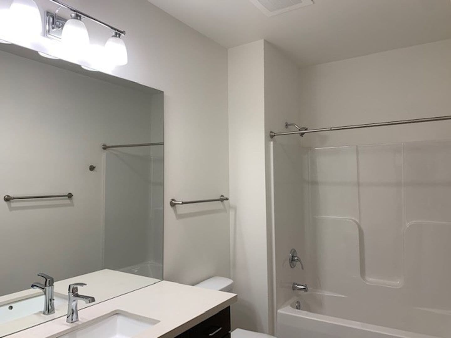 Omaha Apartment: 3820 Harney Street