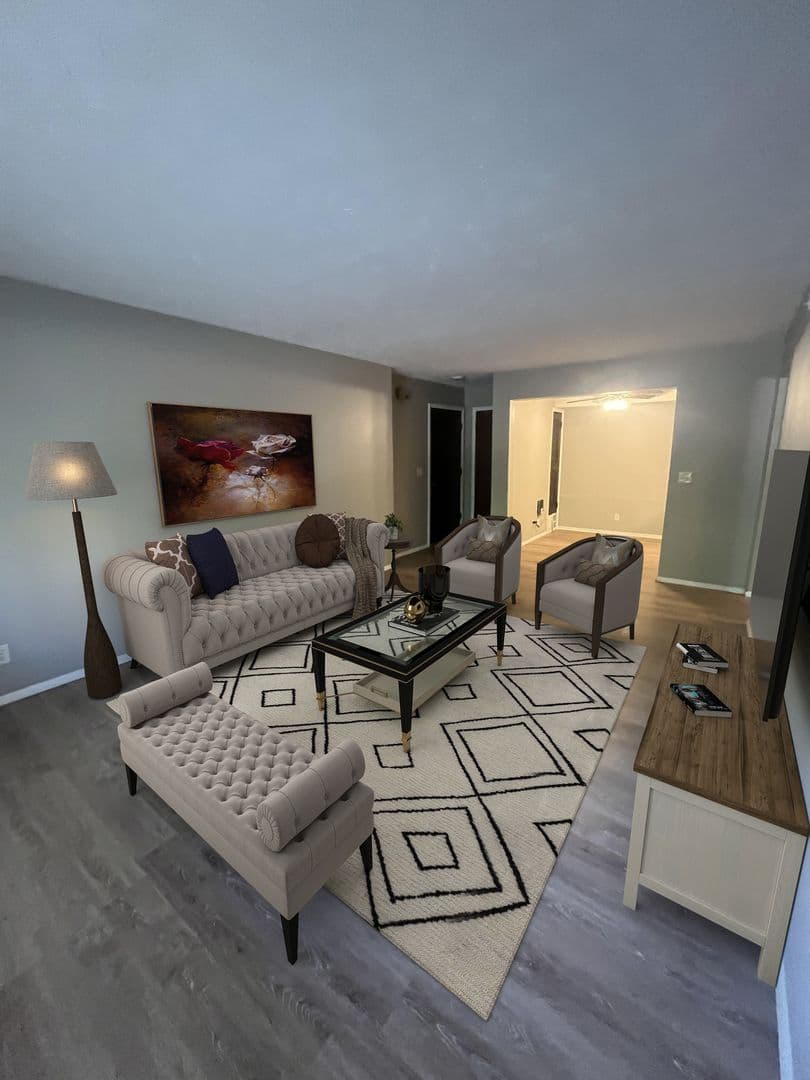 Omaha Apartment: 120 / 124 / 128 S 38th Street