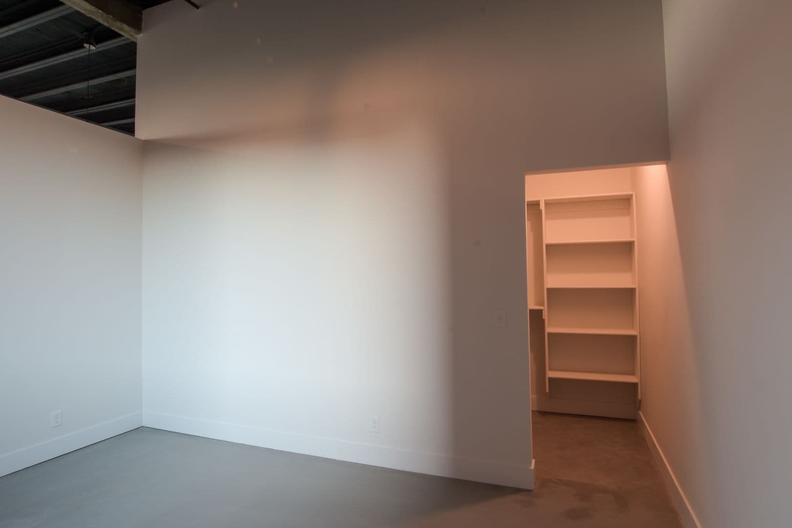 Omaha Apartment: 1311 S 9th St