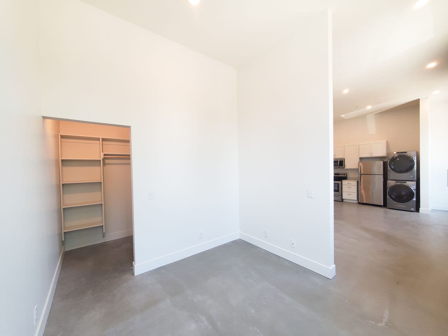 Omaha Apartment: 1311 S 9th St