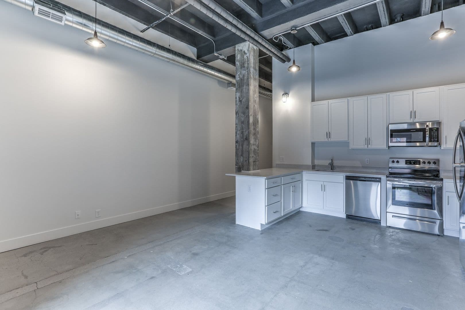 Omaha Apartment: 1311 S 9th St