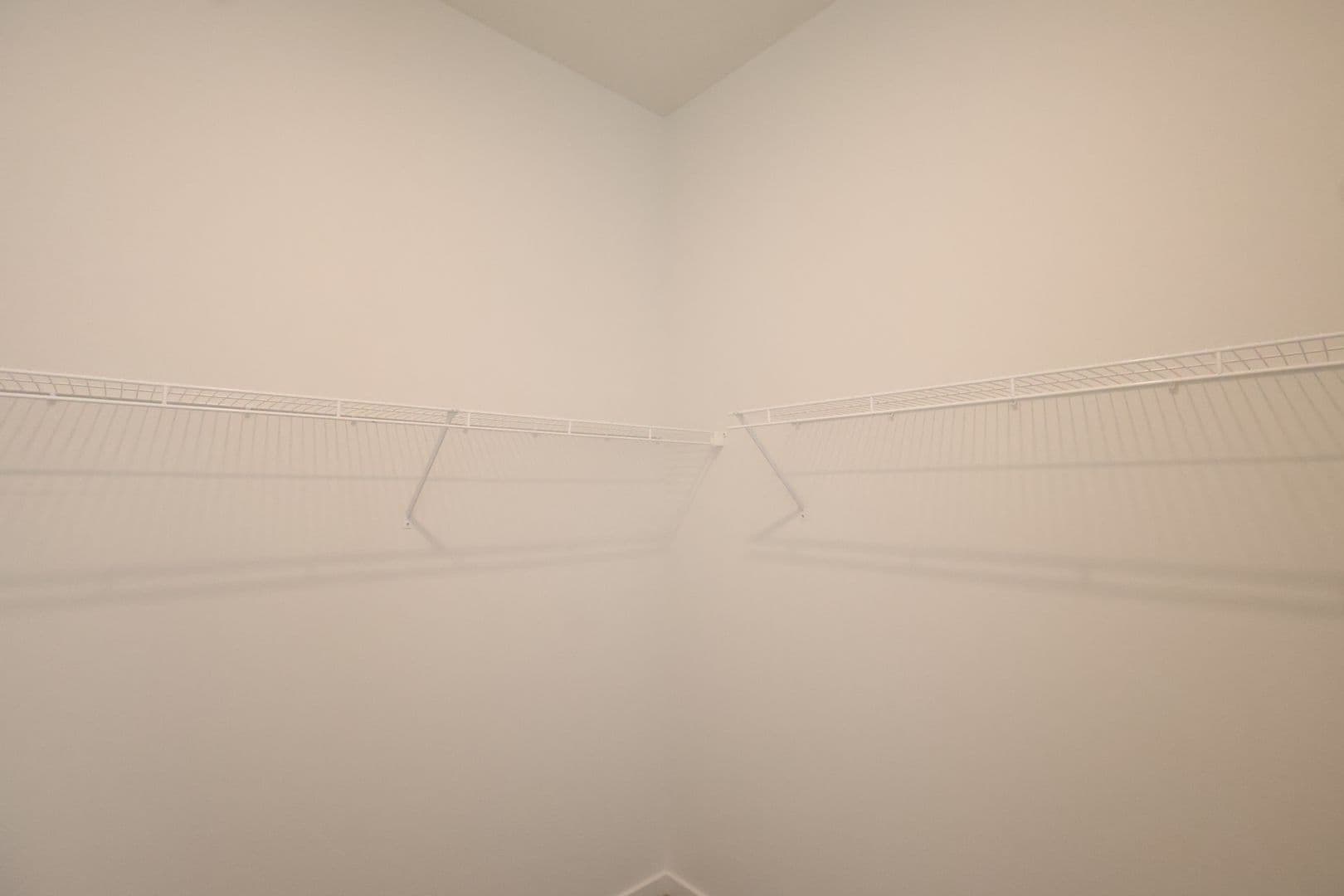 Omaha Apartment: 3737 Farnam Street