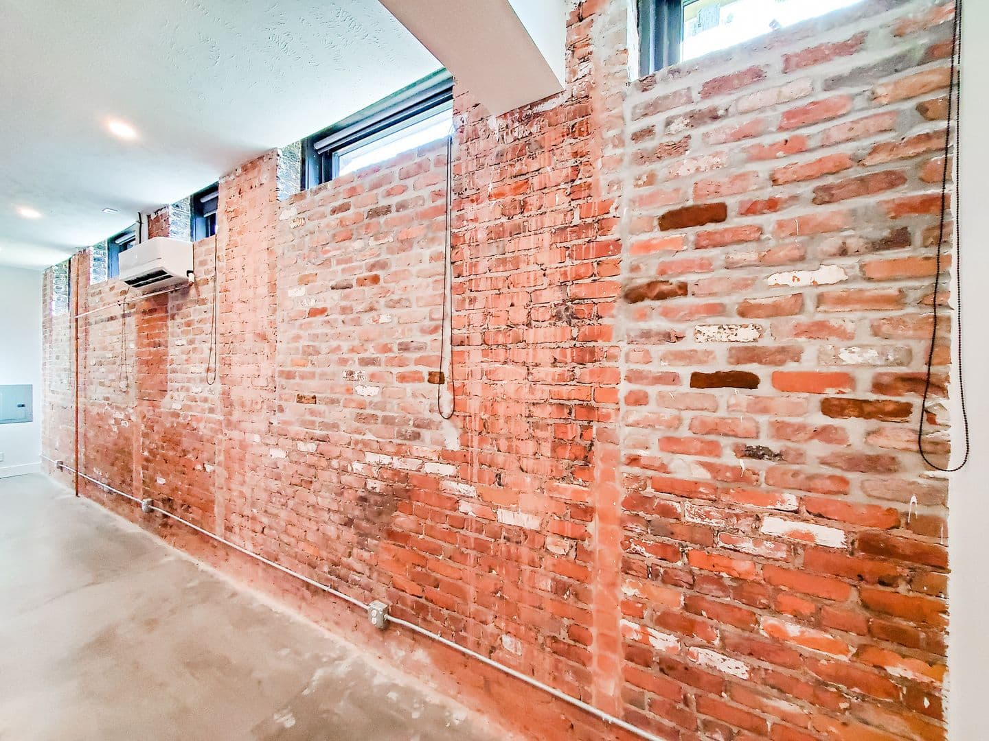 Omaha Apartment: 1311 S 9th St
