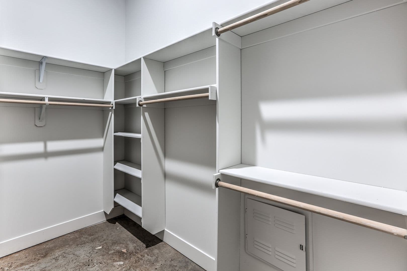 Omaha Apartment: 1311 S 9th St