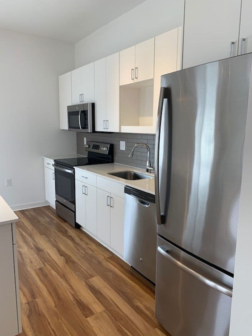 Omaha Apartment: 401 S 41st Street