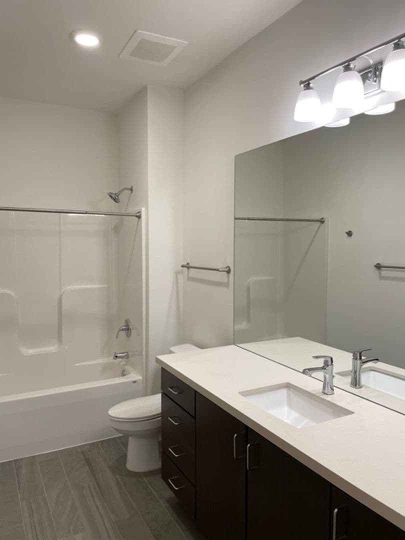 Omaha Apartment: 3820 Harney Street