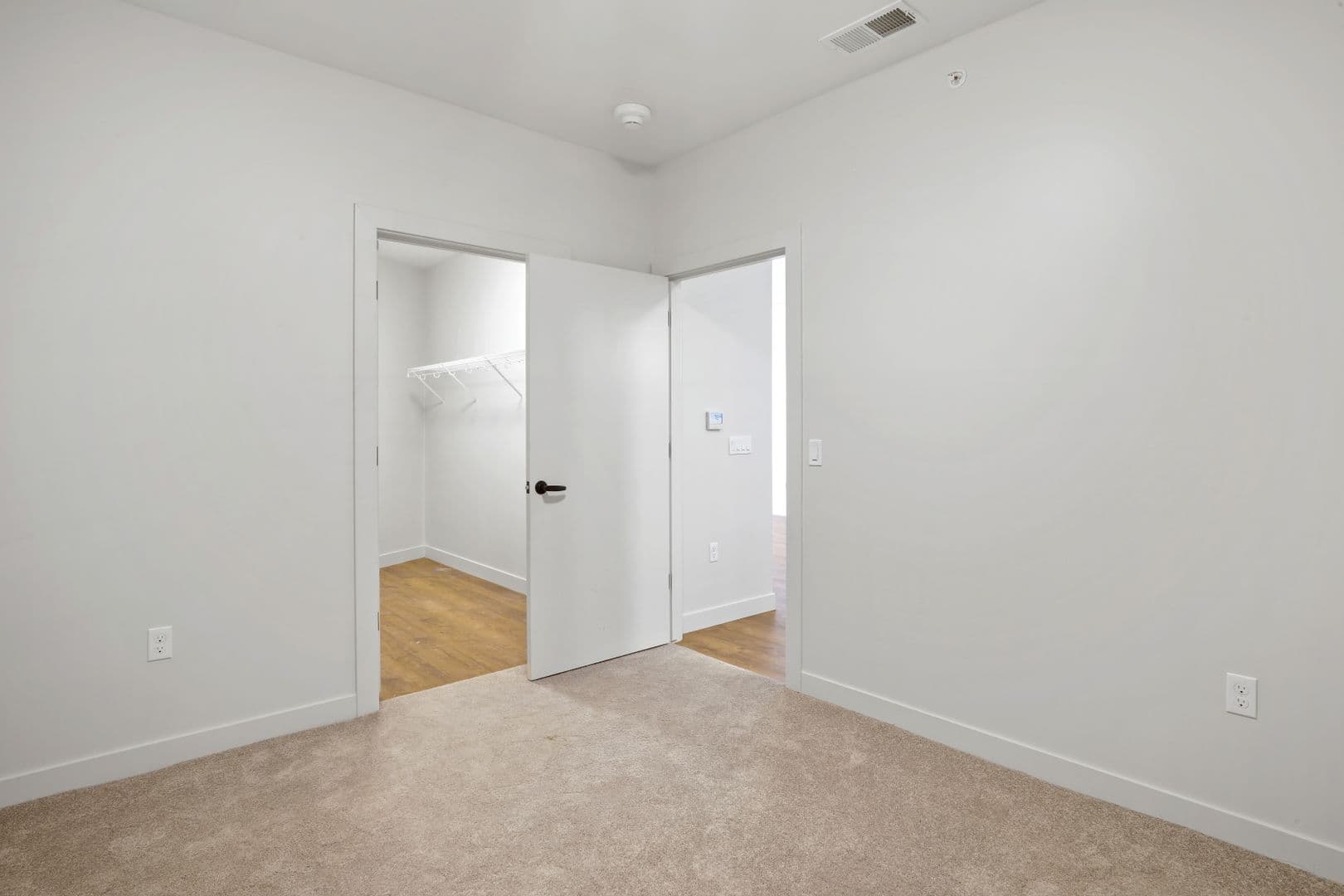 Omaha Apartment: 3306 Jones St