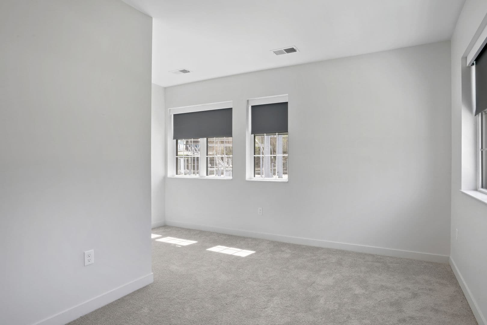 Omaha Apartment: 3306 Jones St