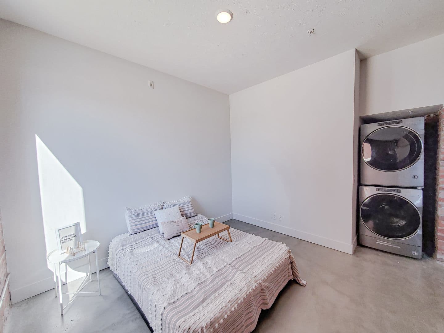 Omaha Apartment: 1311 S 9th St
