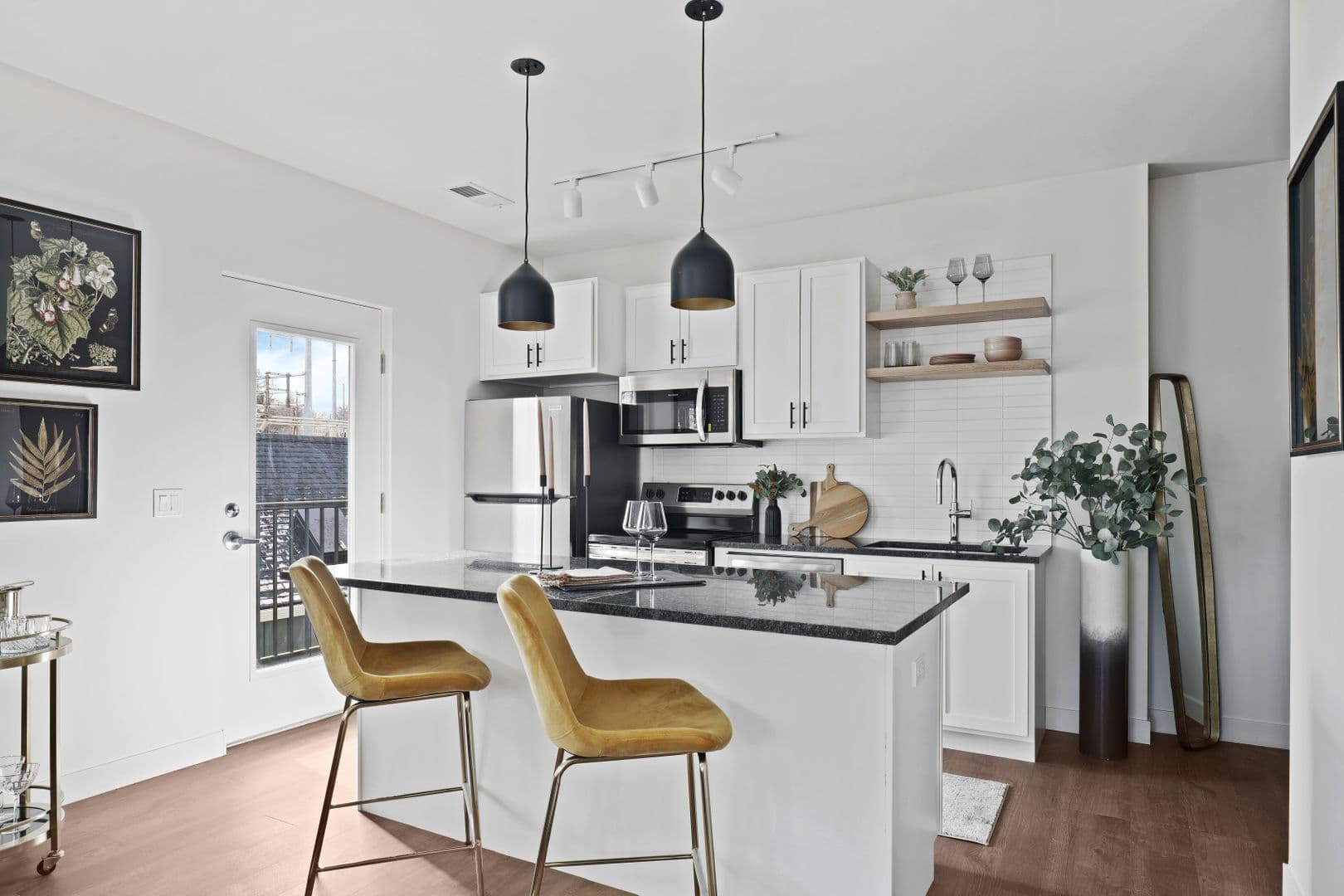 Omaha Apartment: 3306 Jones St